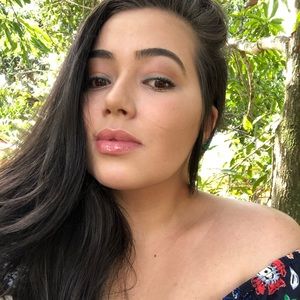 Meet your Posher, Ludymylla